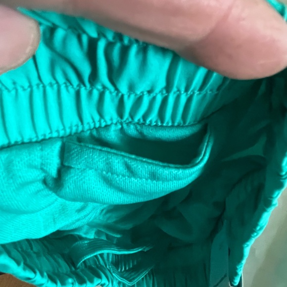 NIKE Dri-Fit YOUTH Girls Size M Running Athletic Shorts Lined, Teal NWT - Picture 4 of 5